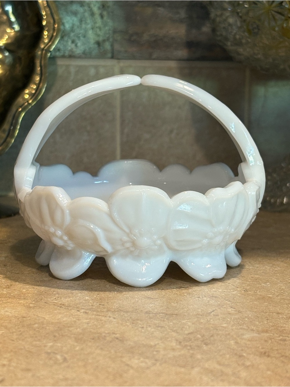 Westmoreland Vintage Milk Glass Dogwood Split Handle Basket Candy Trinket Dish